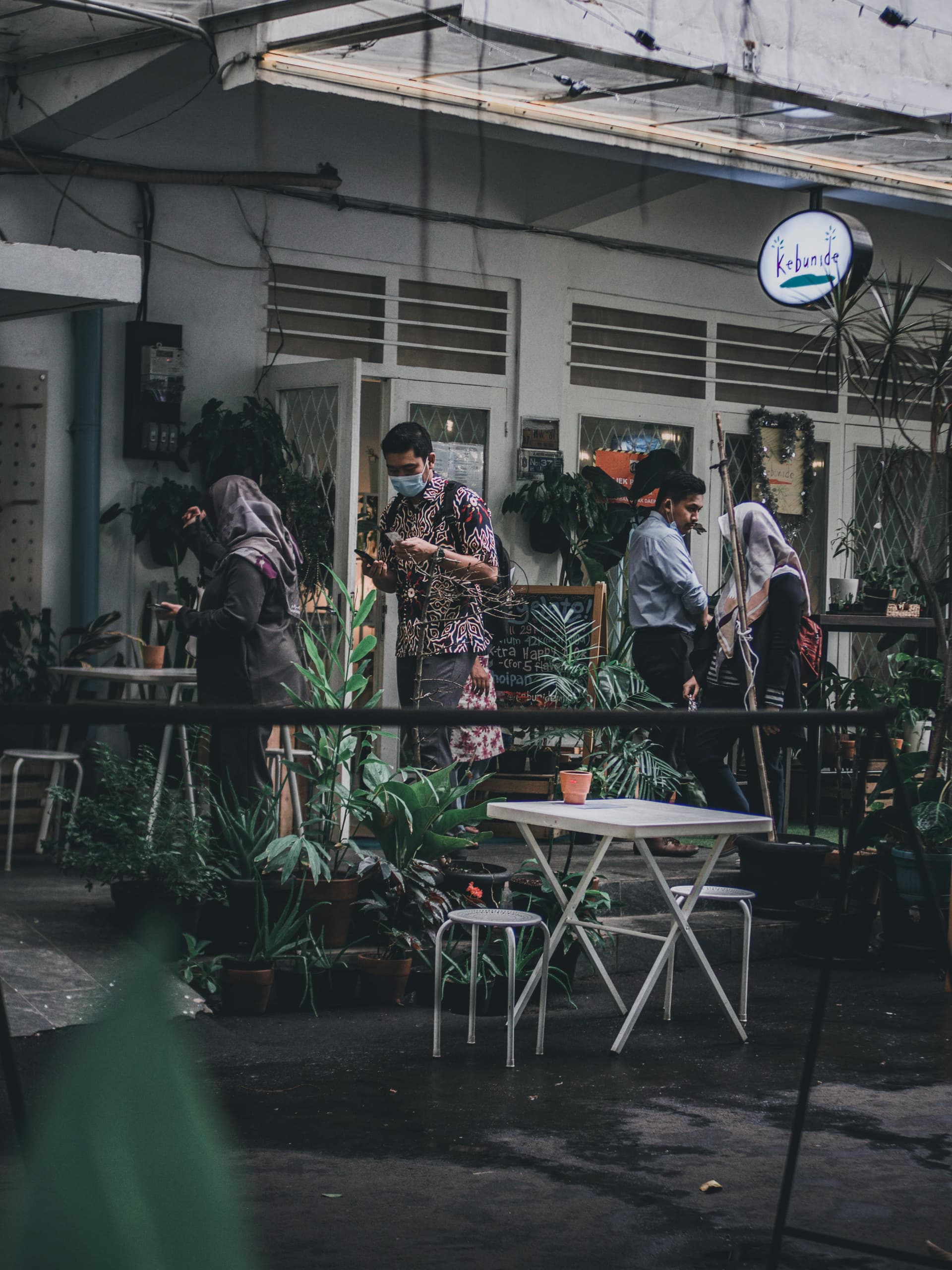 Monetizing social media for side income