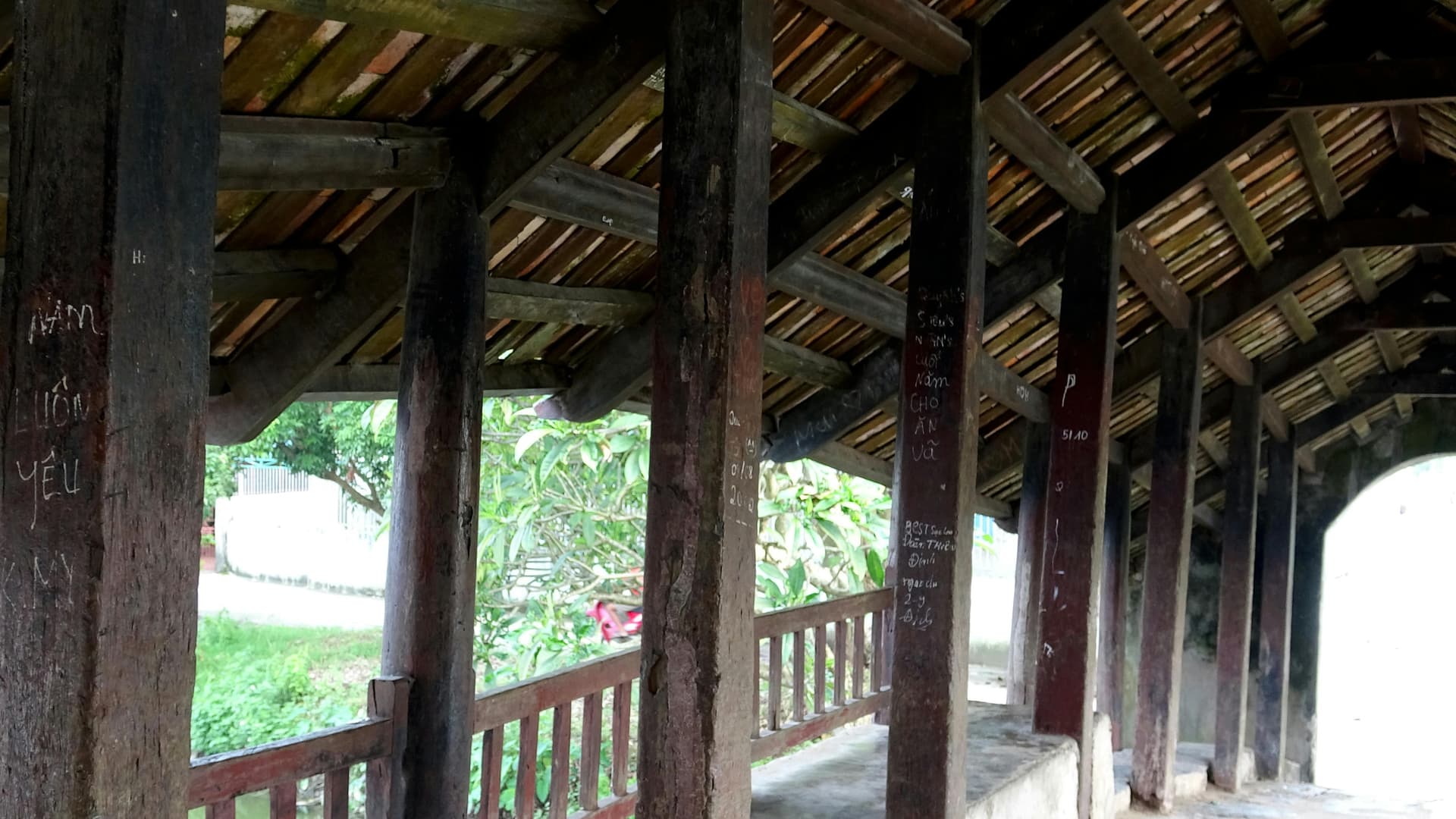 Person with drenched skin and minimal makeup